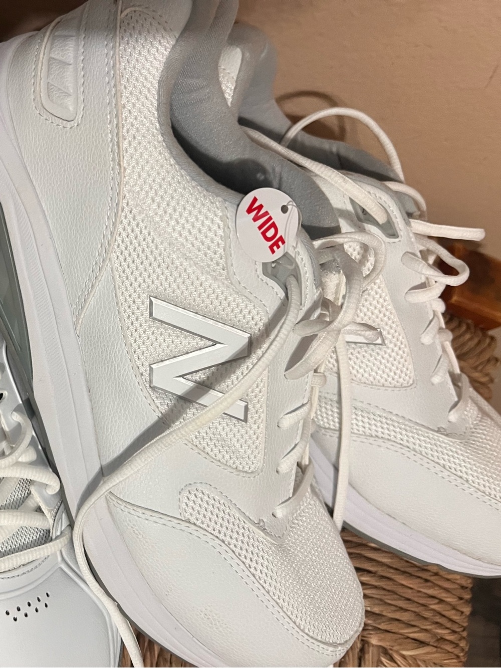 New Balance Men's 10 wide 928v3